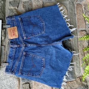 Levi's Vtg 560 high rise  cut  off  jean  shorts
